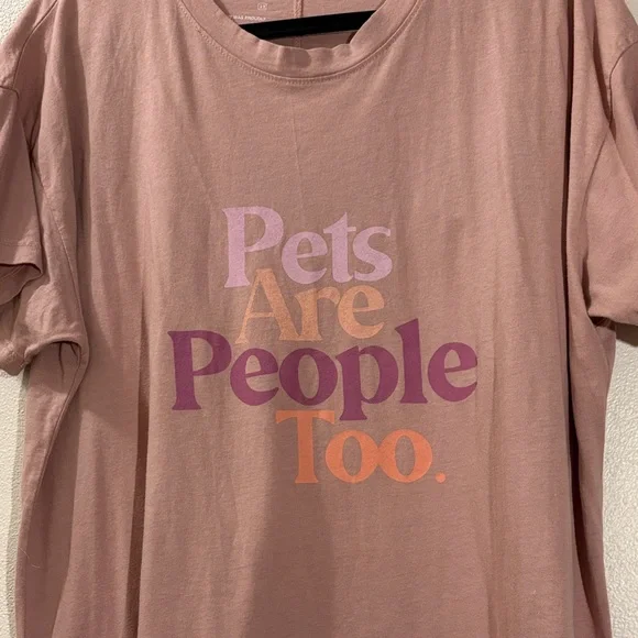 good hYOUman Pink Tee - Pets Are People Too - Picture 4 of 9